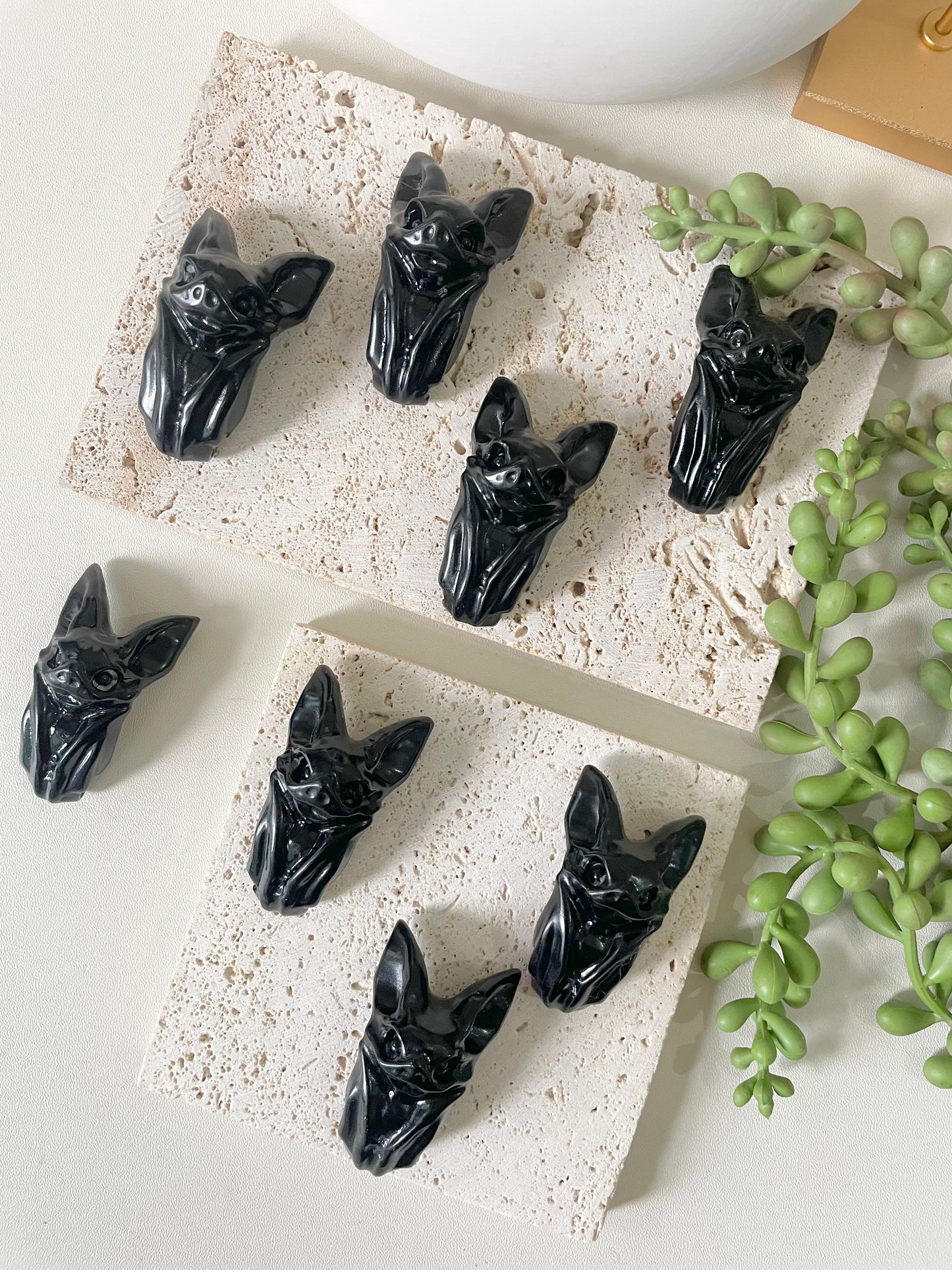 Obsidian bat