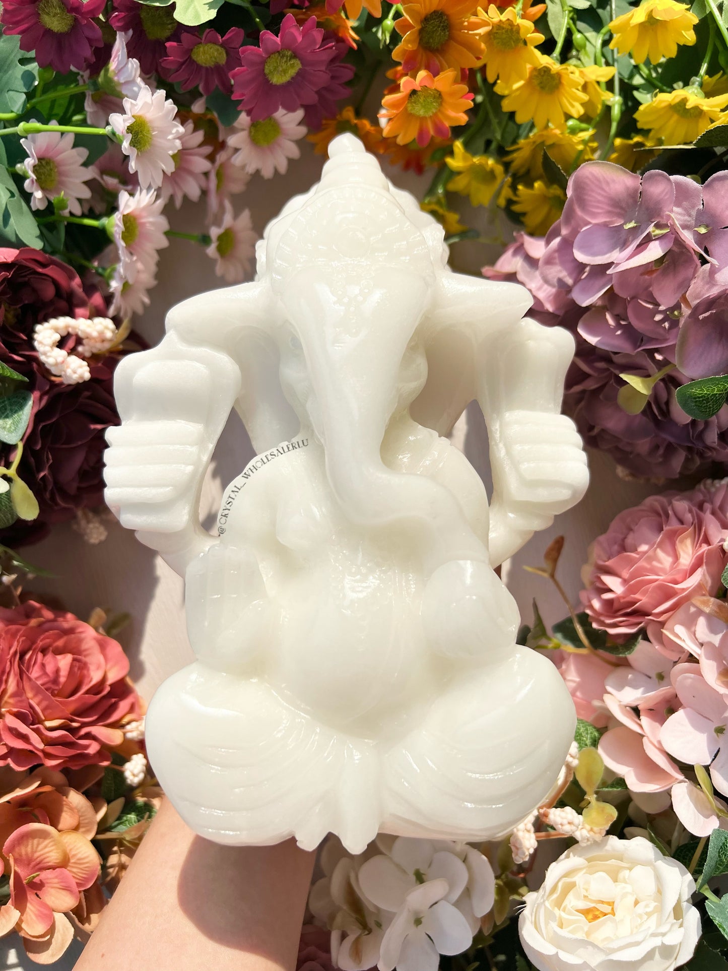 white jade ganesha