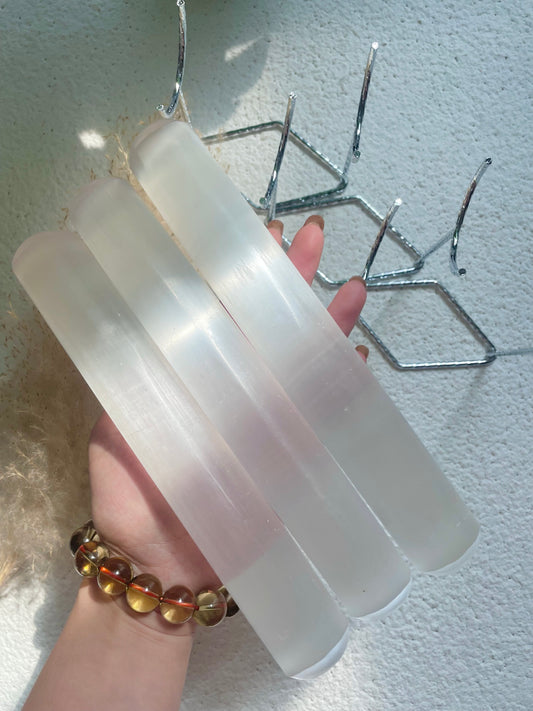 Selenite Bracelet holder with stand