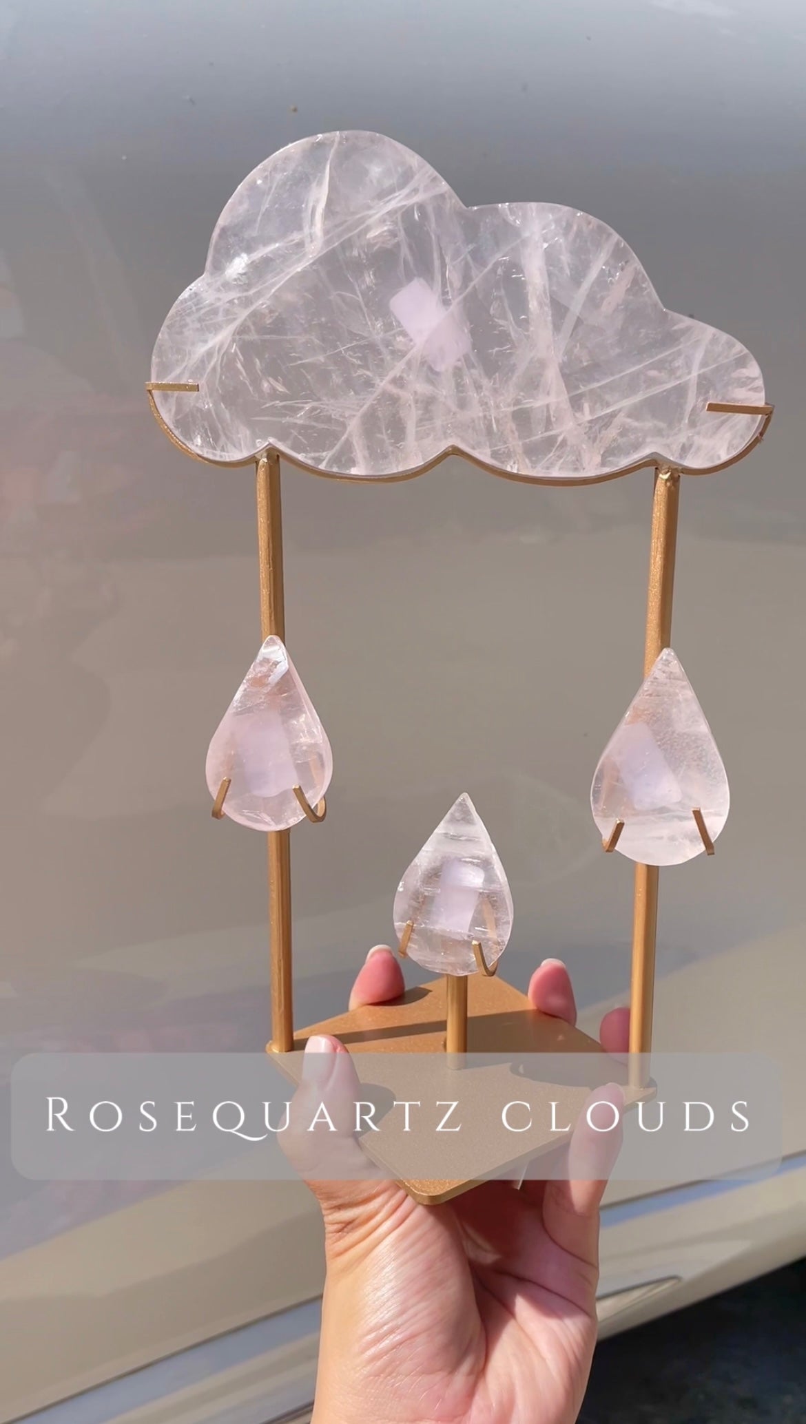 Rosequartz clouds with stand