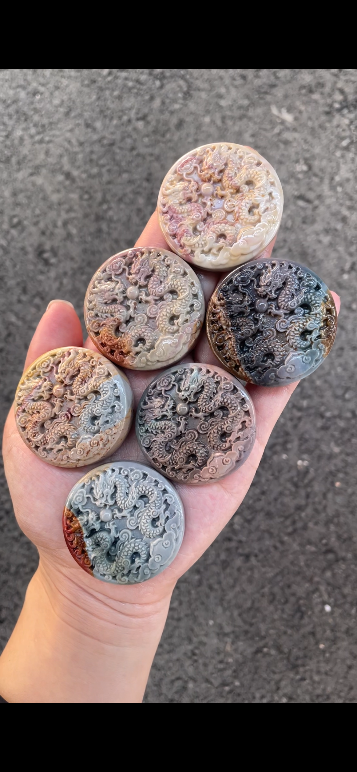 Alashan agate dragon