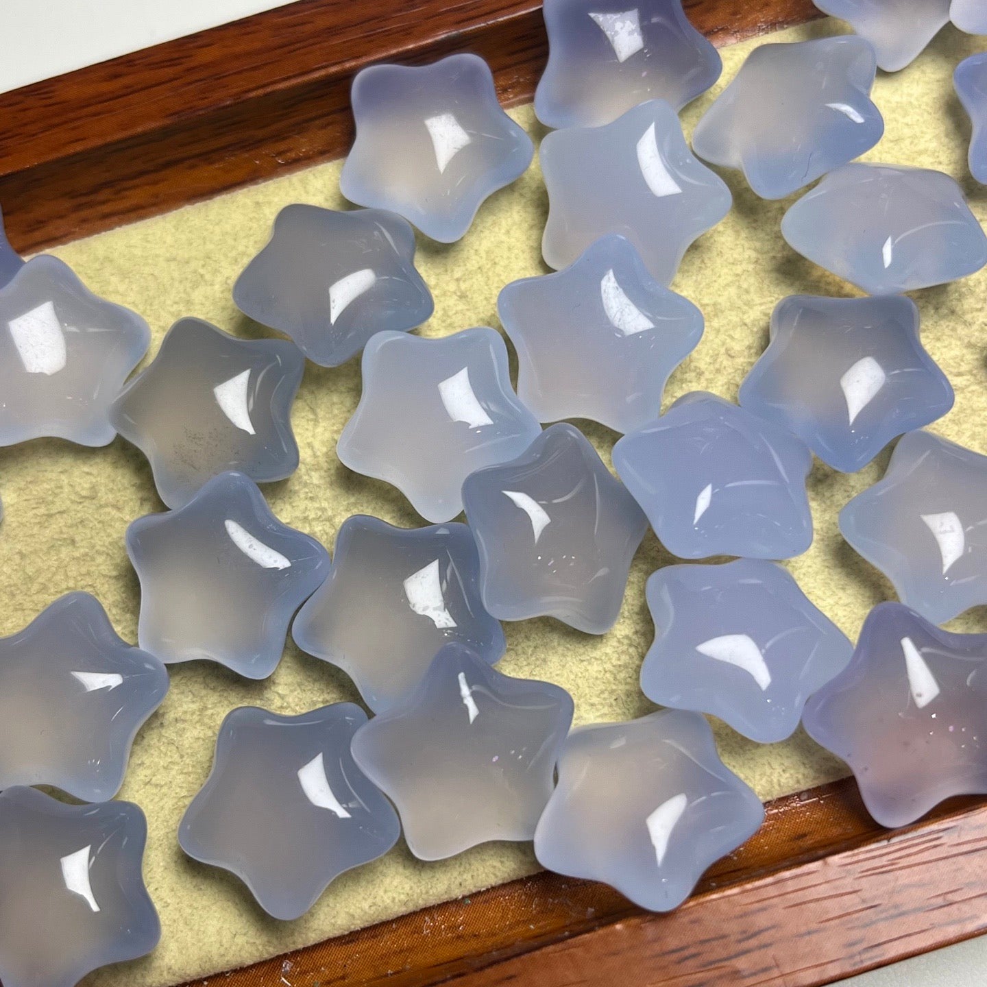 Blue chalcedony star （without hole）