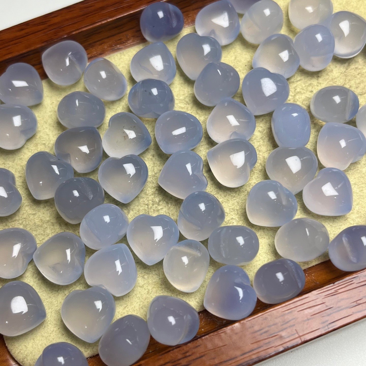 Blue chalcedony heart （without hole）
