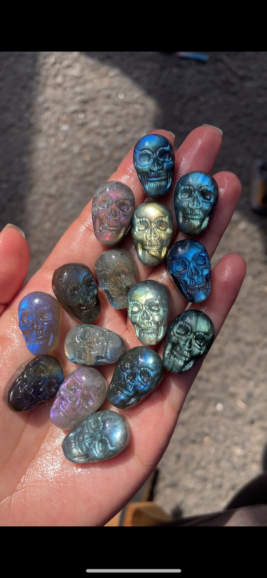 Labradorite skull