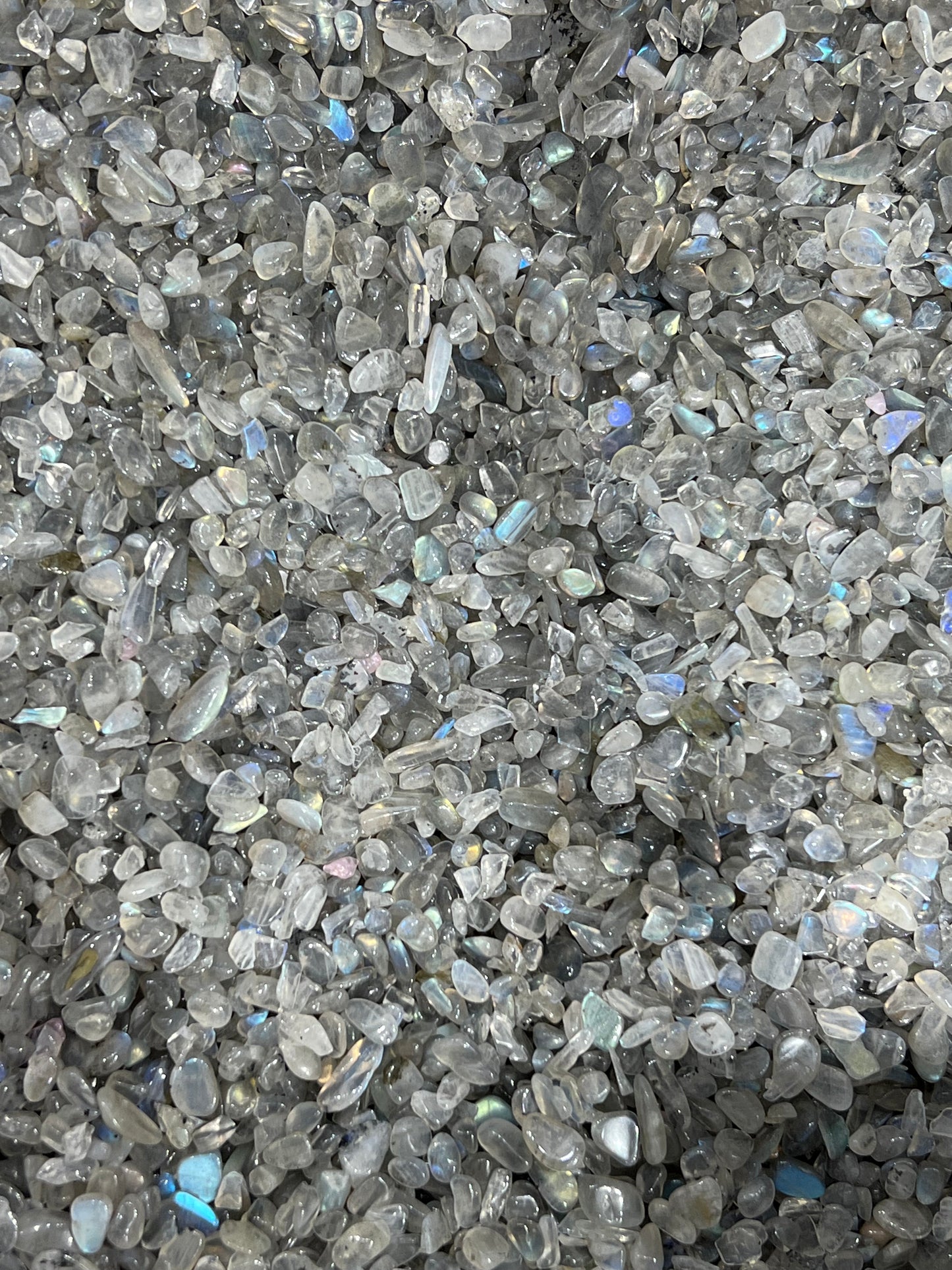 labradorite chips