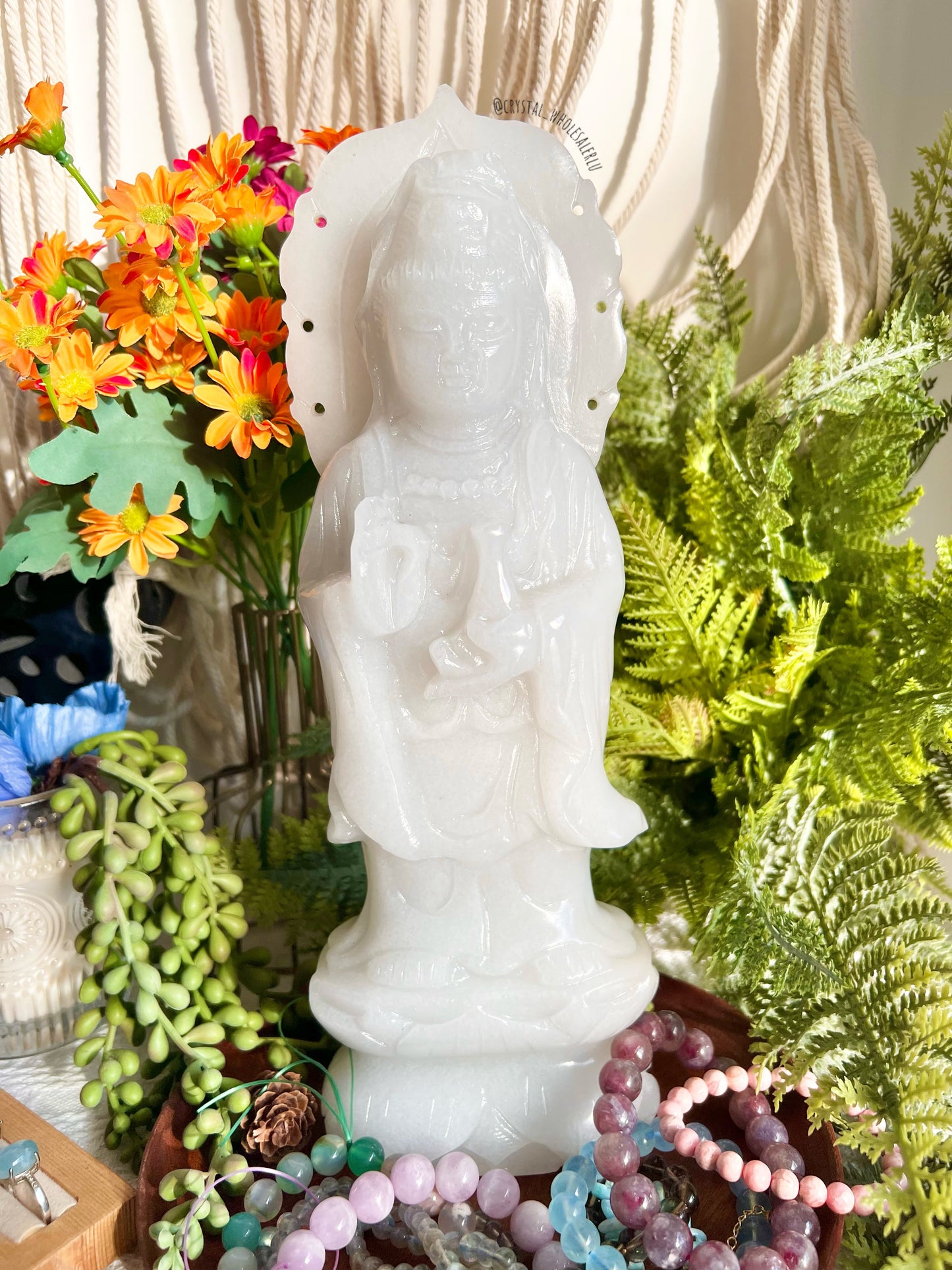 white jade guanyin